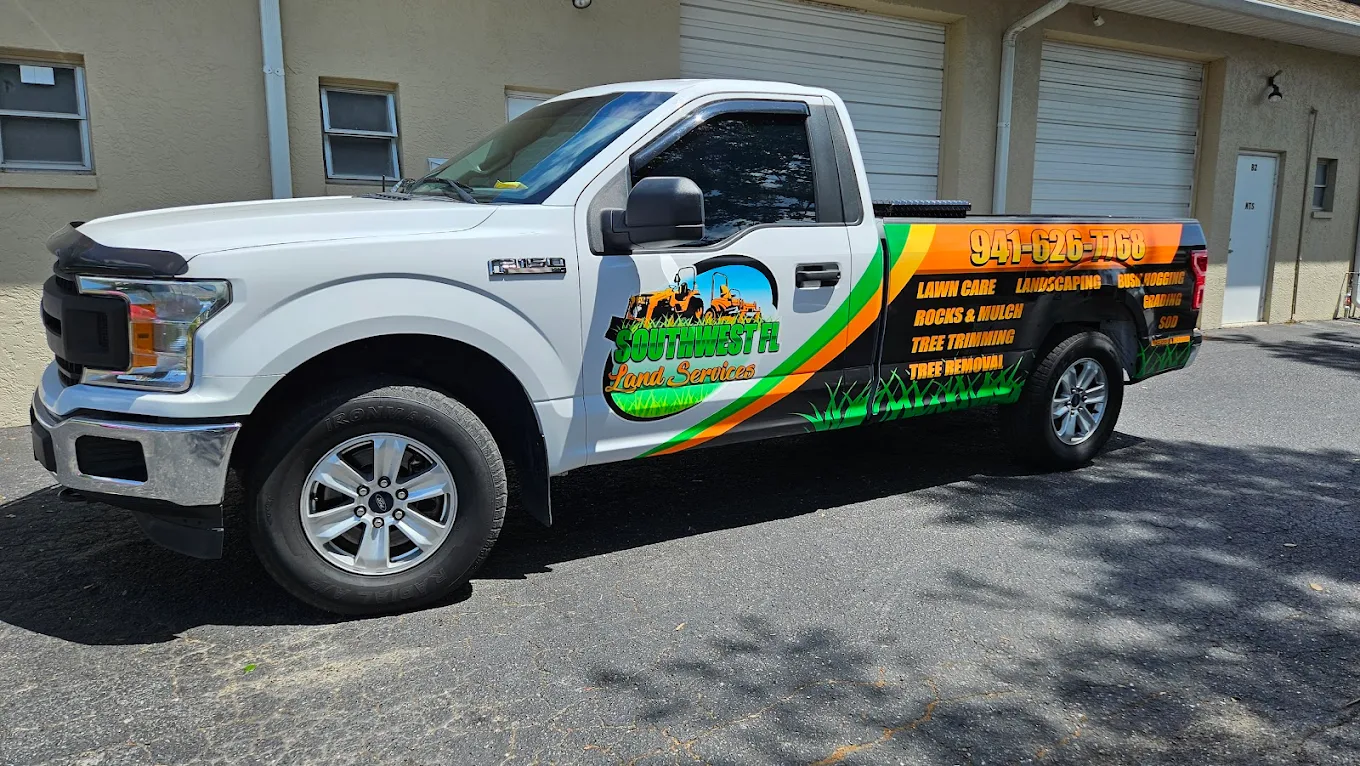 Vivid Customs - Vehicle Wrapping Service